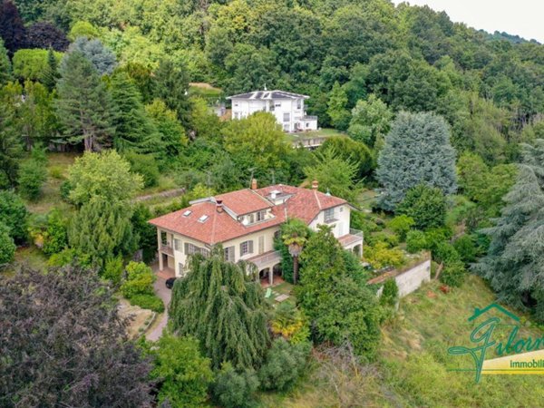 casa indipendente in vendita a Moncalieri in zona Revigliasco