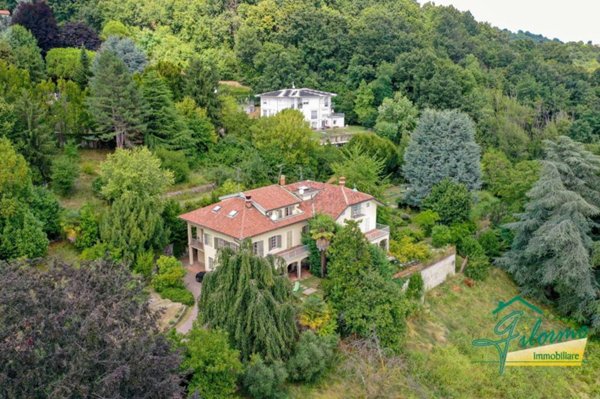 casa indipendente in vendita a Moncalieri in zona Revigliasco