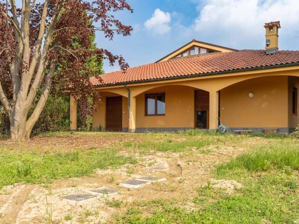 casa indipendente in vendita a Moncalieri