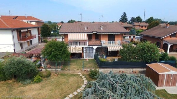 casa indipendente in vendita a Moncalieri in zona Tetti Piatti
