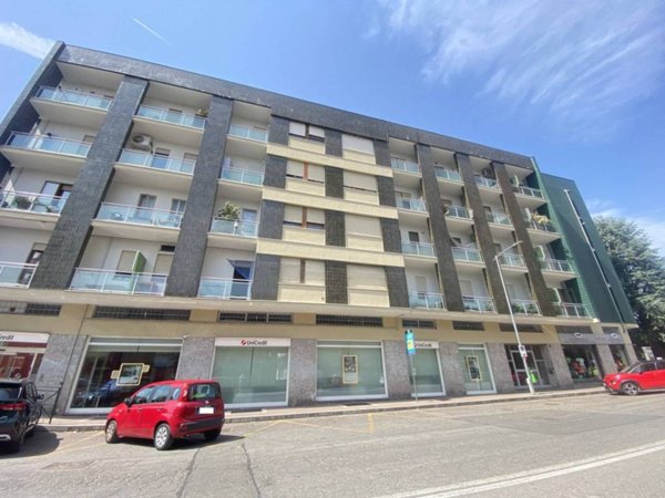 appartamento in vendita a Moncalieri in zona Borgo San Pietro