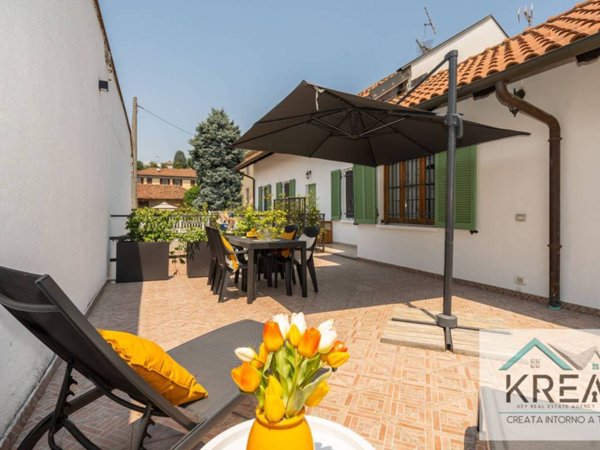 casa indipendente in vendita a Moncalieri in zona Boccia d'Oro
