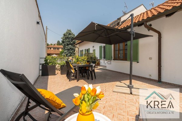 casa indipendente in vendita a Moncalieri in zona Boccia d'Oro