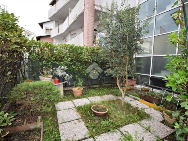 appartamento in vendita a Moncalieri in zona Testona