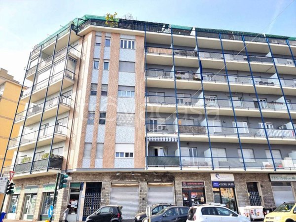 appartamento in vendita a Moncalieri in zona Borgo San Pietro