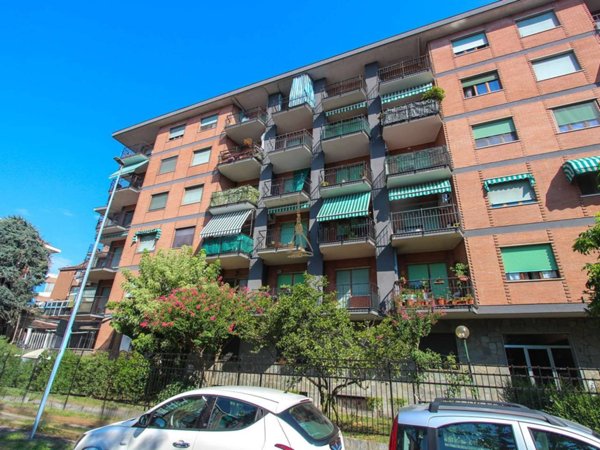 appartamento in vendita a Moncalieri in zona Borgo San Pietro