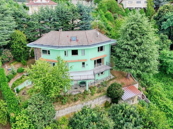 casa indipendente in vendita a Moncalieri in zona Boccia d'Oro