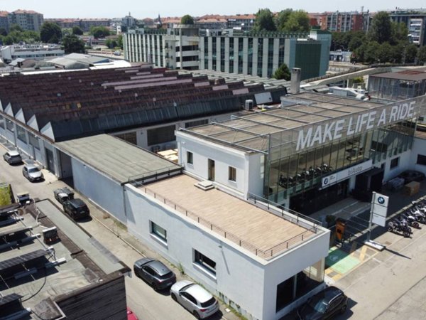negozio in vendita a Moncalieri