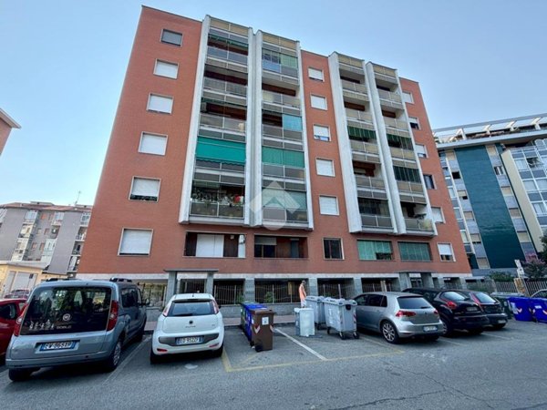 appartamento in vendita a Moncalieri in zona Borgo San Pietro