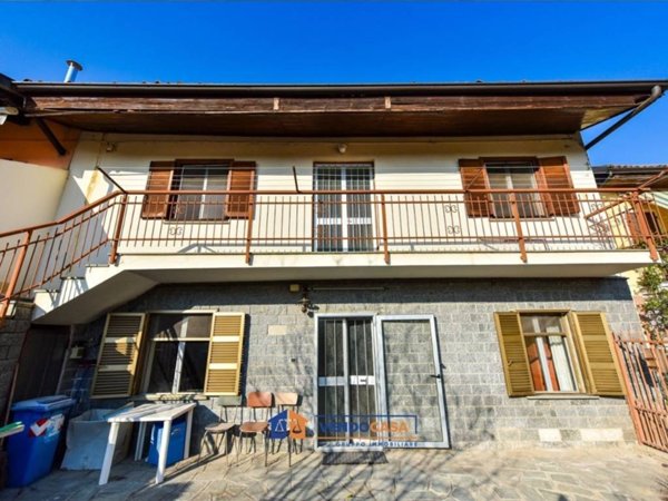 casa indipendente in vendita a Moncalieri in zona Tagliaferro