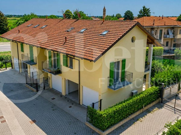 casa indipendente in vendita a Moncalieri
