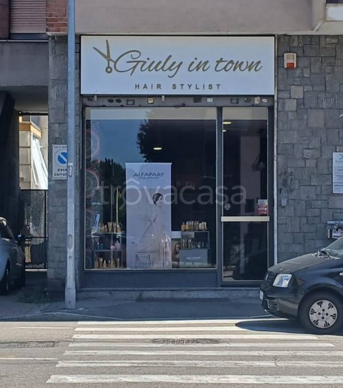 negozio in vendita a Moncalieri in zona Testona