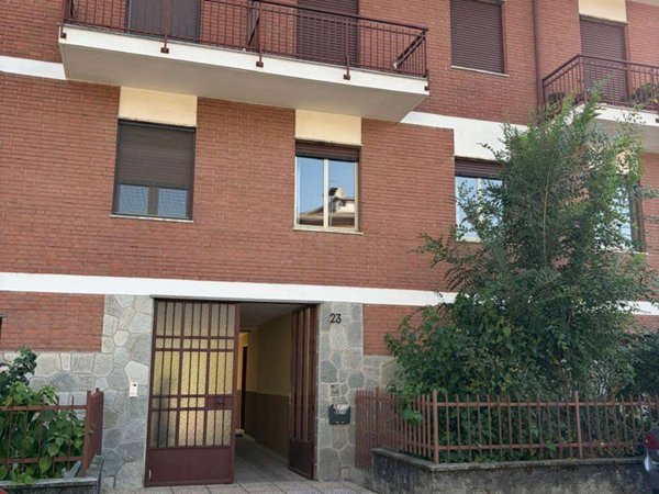 appartamento in vendita a Moncalieri in zona Testona