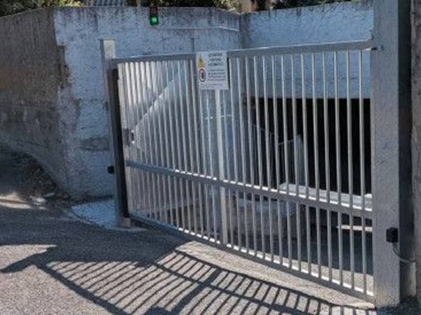 negozio in vendita a Moncalieri