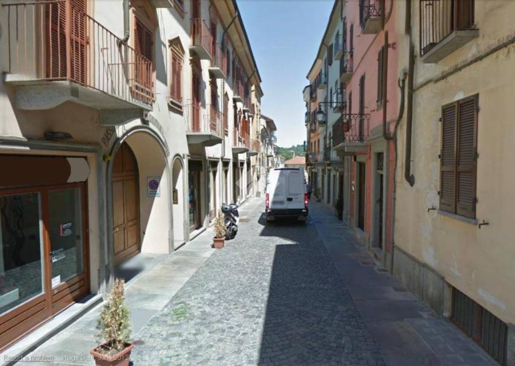 negozio in vendita a Moncalieri