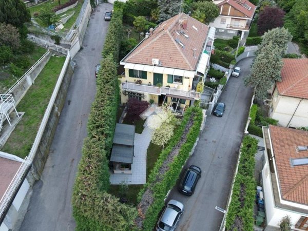casa indipendente in vendita a Moncalieri in zona Boccia d'Oro