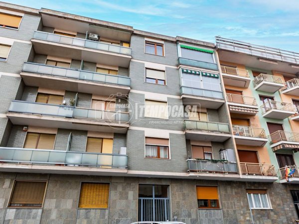 appartamento in vendita a Moncalieri in zona Borgo San Pietro
