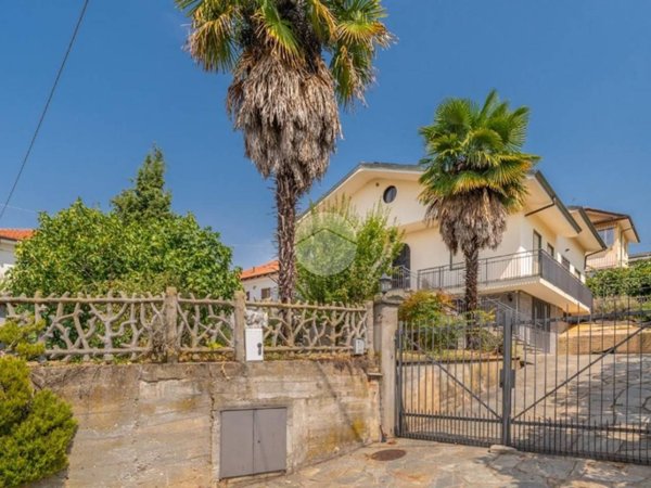 casa indipendente in vendita a Moncalieri