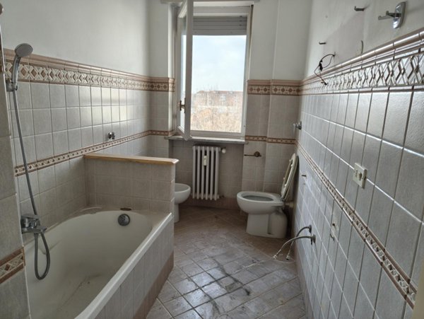 appartamento in vendita a Moncalieri in zona Borgo San Pietro