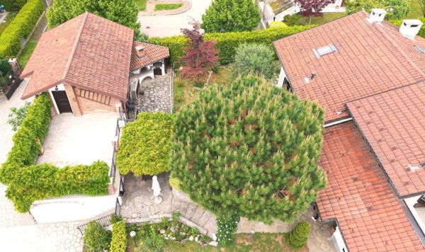casa indipendente in vendita a Moncalieri