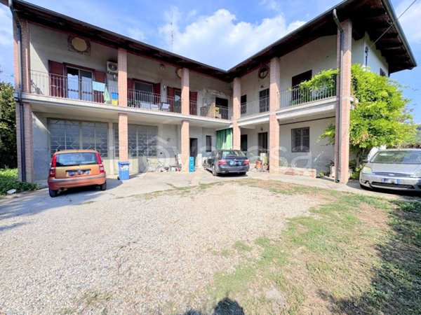 casa indipendente in vendita a Moncalieri in zona Borgo San Pietro