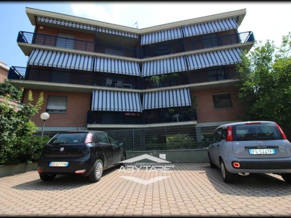 box auto in vendita a Moncalieri in zona Boccia d'Oro