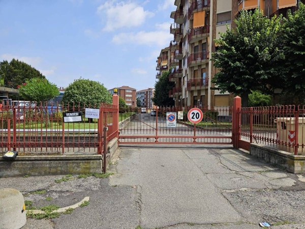 box auto in vendita a Moncalieri