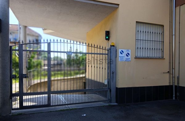 box auto in vendita a Moncalieri in zona Borgo San Pietro