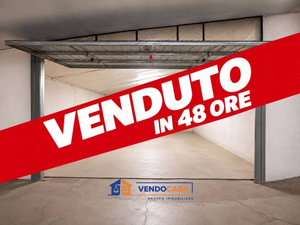 box auto in vendita a Moncalieri in zona Testona
