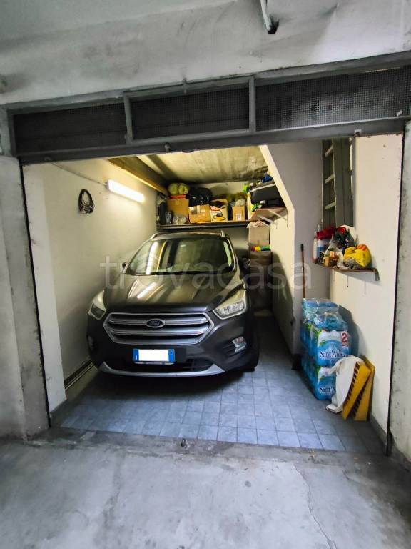 box auto in vendita a Moncalieri in zona Borgo San Pietro