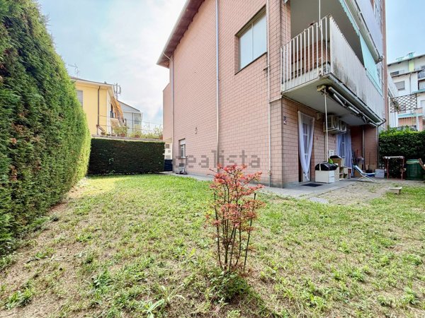 appartamento in vendita a Moncalieri in zona Testona