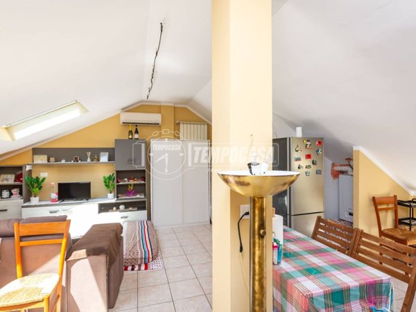 appartamento in vendita a Moncalieri in zona Borgo San Pietro