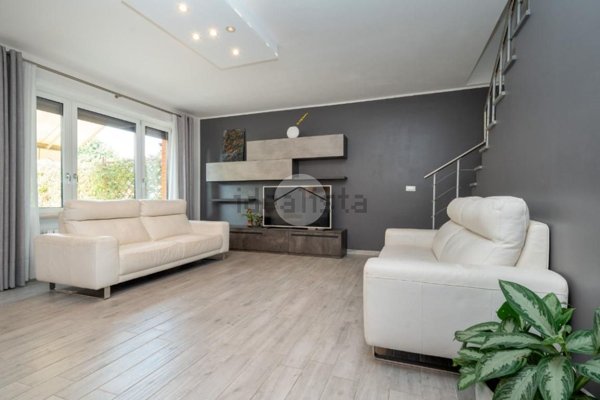 casa indipendente in vendita a Moncalieri in zona Moriondo