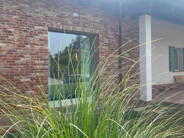 casa indipendente in vendita a Moncalieri in zona Testona