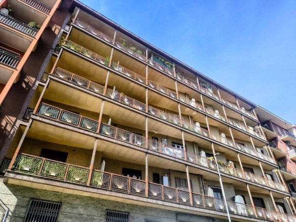 appartamento in vendita a Moncalieri in zona Borgo San Pietro