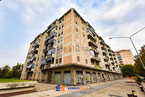 appartamento in vendita a Moncalieri in zona Borgo San Pietro