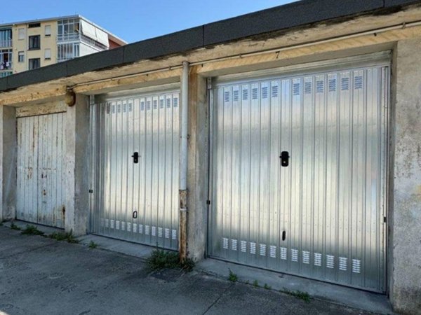 box auto in vendita a Moncalieri