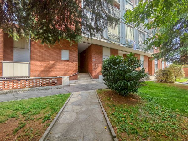 appartamento in vendita a Moncalieri in zona Borgo San Pietro