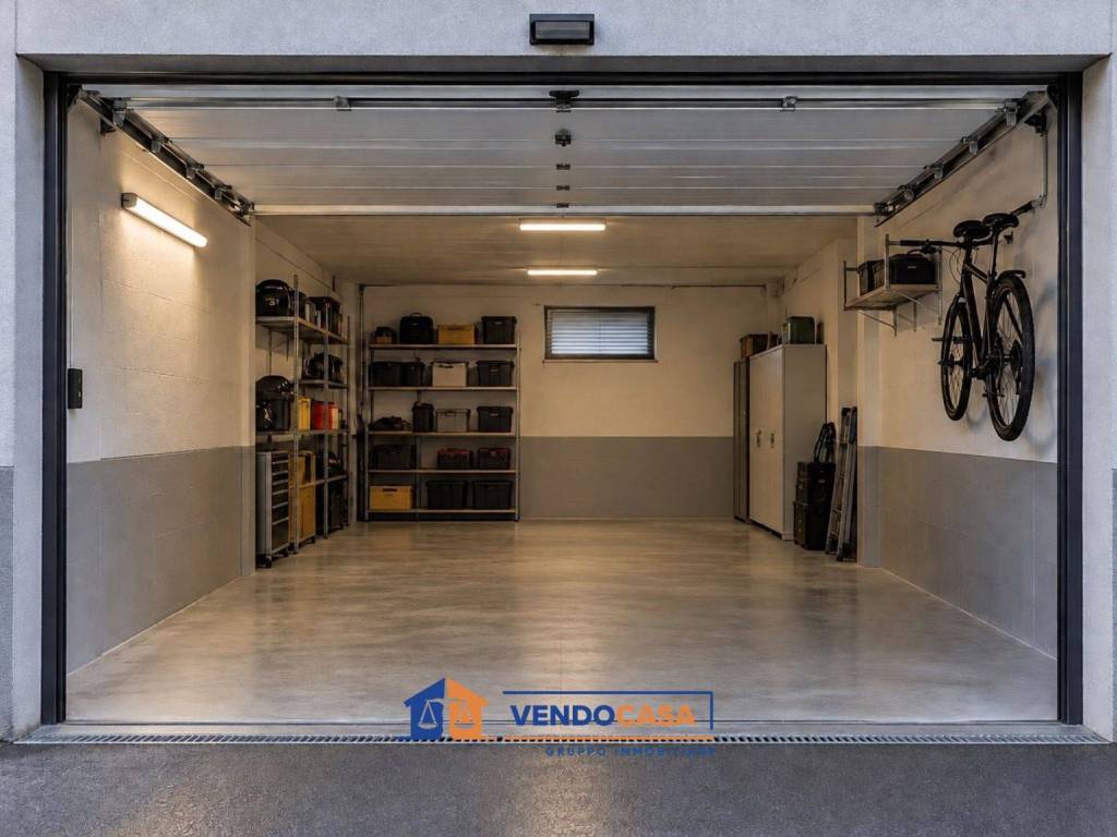 box auto in vendita a Moncalieri in zona Testona