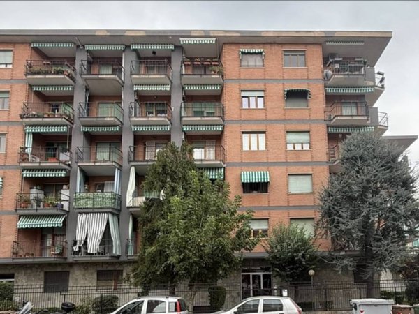 appartamento in vendita a Moncalieri in zona Borgo San Pietro