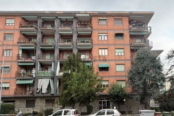 appartamento in vendita a Moncalieri in zona Borgo San Pietro