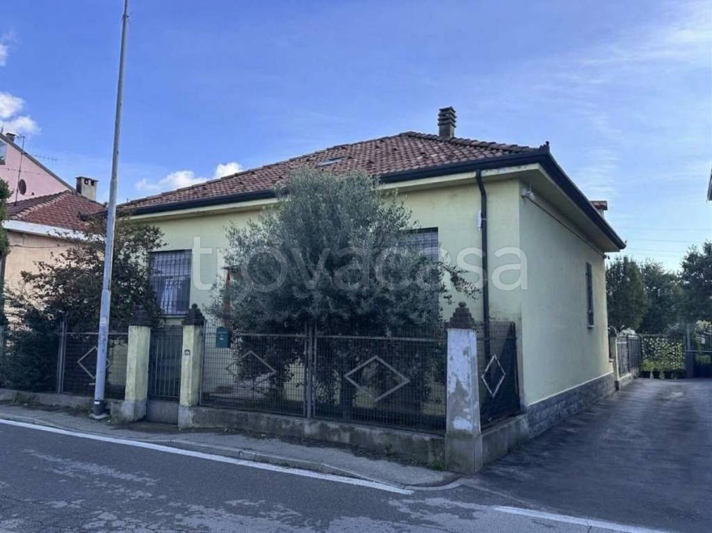 casa indipendente in vendita a Moncalieri