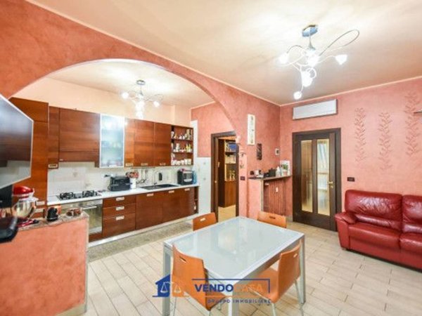 appartamento in vendita a Moncalieri in zona Borgo San Pietro