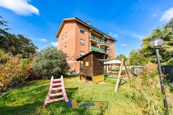appartamento in vendita a Moncalieri in zona Carpice
