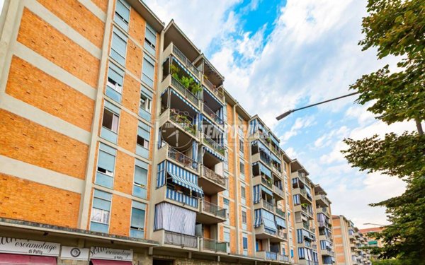 appartamento in vendita a Moncalieri in zona Borgo San Pietro