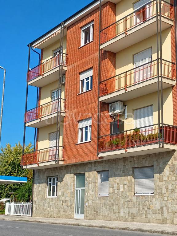 appartamento in vendita a Moncalieri in zona Testona