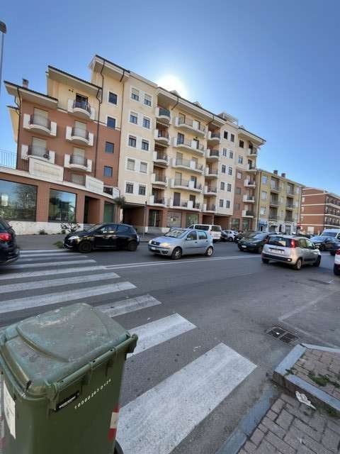 appartamento in vendita a Moncalieri in zona Borgo San Pietro
