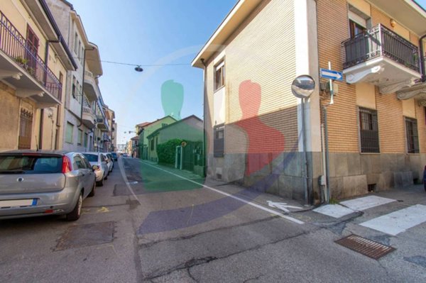 appartamento in vendita a Moncalieri in zona Borgo San Pietro
