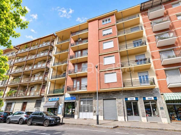 appartamento in vendita a Moncalieri in zona Borgo San Pietro