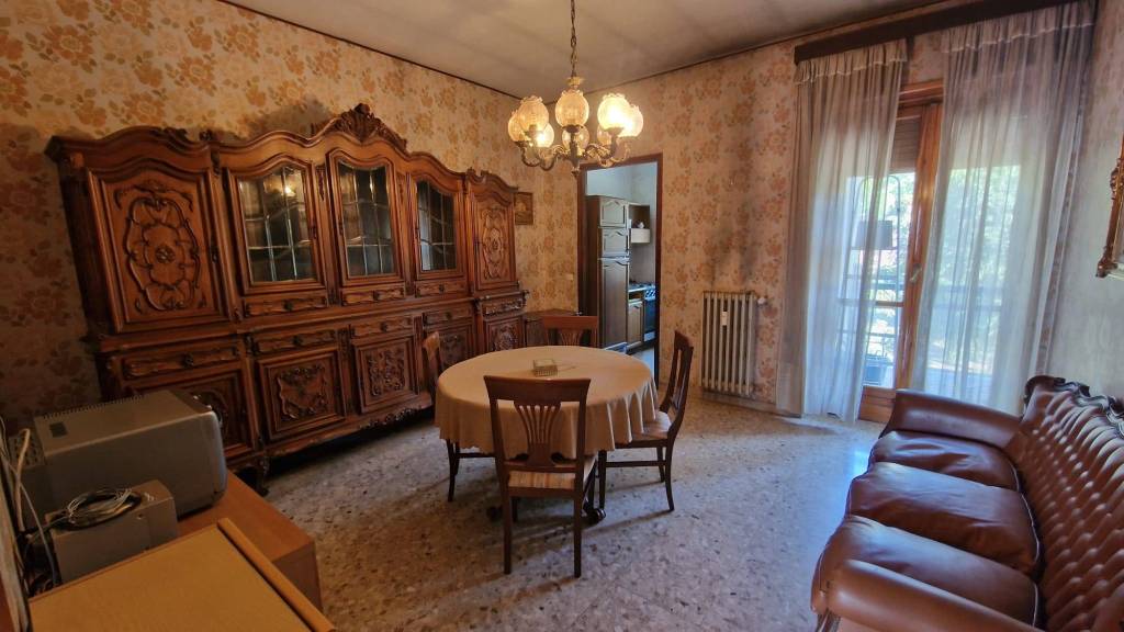 appartamento in vendita a Moncalieri in zona Testona